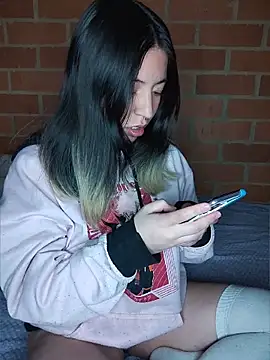 Petite CherryX online show from April 21, 2026, 2:15 am