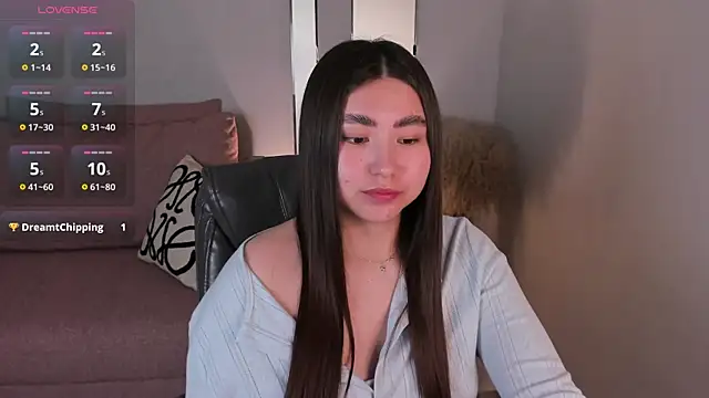 Snapshot of IceIcebabe_ chatting on April 1, 2026, 1:06 am IceIcebabe online show from April 1, 2026, 1:06 am
