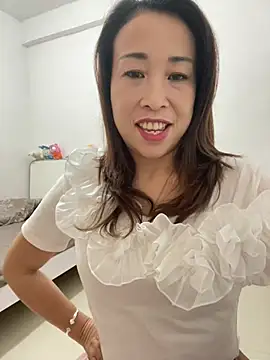 Snapshot of keke-77 chatting on April 12, 2026, 2:49 am keke-77 online show from April 12, 2026, 2:49 am