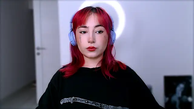 Snapshot of MistressEdith chatting on April 16, 2026, 5:52 am MistressEdith online show from April 16, 2026, 5:52 am