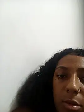 Snapshot of SereiaMulata chatting on April 4, 2026, 8:50 pm SereiaMulata online show from April 4, 2026, 8:50 pm