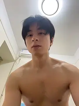 kissbaby-111 online show from July 2, 2026, 4:46 pm