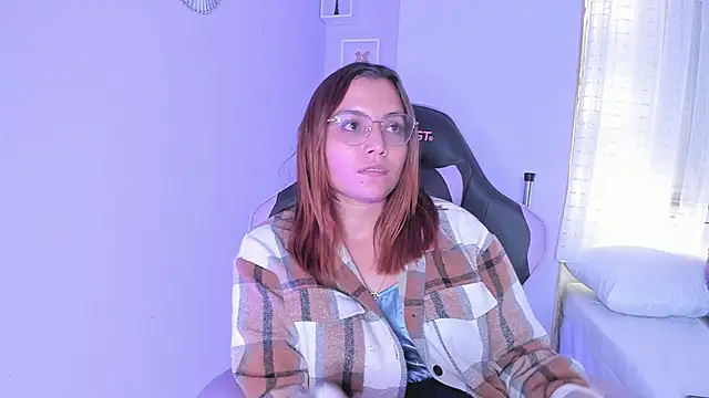 Littletammy4u online show from March 28, 2026, 4:12 am