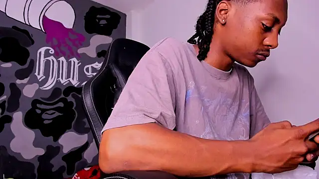 Bryxxxon online show from May 21, 2026, 3:08 pm