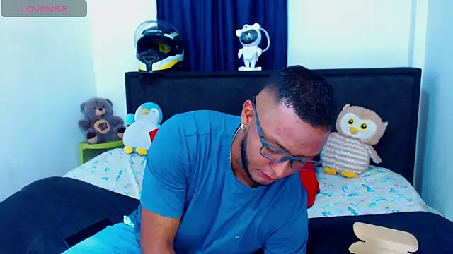 MascTyler online show from April 23, 2026, 9:06 pm