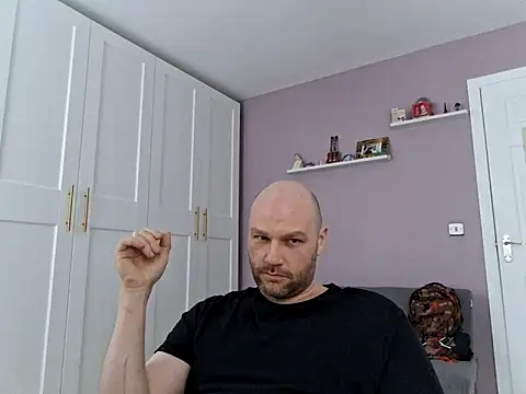 Snapshot of pitch_122 chatting on March 28, 2026, 5:34 pm pitch 122 online show from March 28, 2026, 5:34 pm