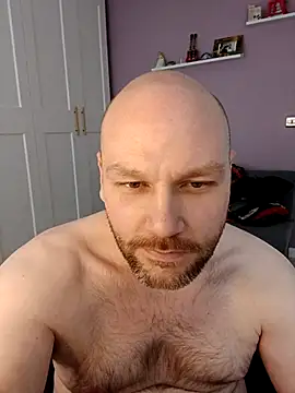 Snapshot of pitch_122 chatting on April 1, 2026, 3:09 pm pitch 122 online show from April 1, 2026, 3:09 pm