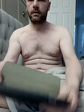 Snapshot of pitch_122 chatting on April 5, 2026, 6:21 am pitch 122 online show from April 5, 2026, 6:21 am