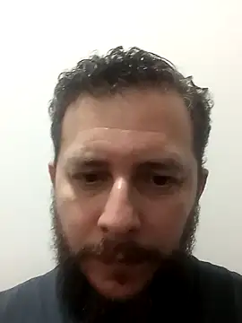 AlejoXMP2026 online show from March 18, 2026, 7:39 pm