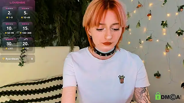 Snapshot of Kira__Cutie chatting on May 6, 2026, 8:58 pm Kira Cutie online show from May 6, 2026, 8:58 pm