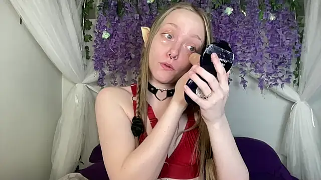 ElfGirlAna online show from May 18, 2026, 2:45 pm
