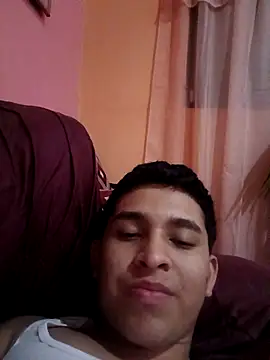 alee28728 online show from March 31, 2026, 7:31 am