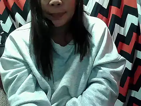 pinaylynlyn online show from July 28, 2026, 11:05 am