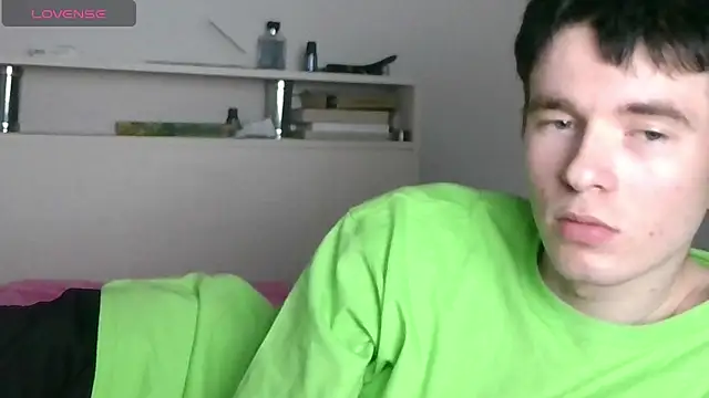 Snapshot of Ernest_ice chatting on April 6, 2026, 4:30 pm Ernest ice online show from April 6, 2026, 4:30 pm