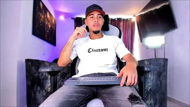 victor ospina online show from March 19, 2026, 3:27 pm