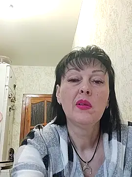HelgaDennis online show from April 13, 2026, 3:56 am