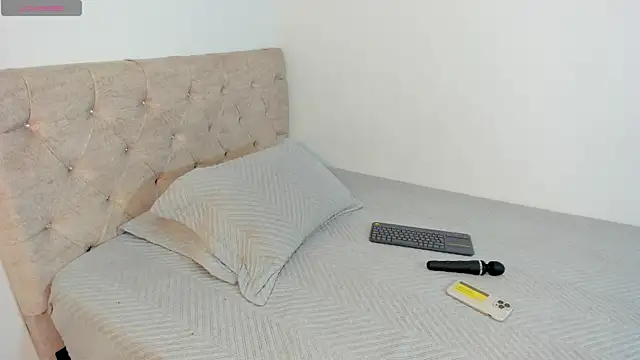 Snapshot of Sofi_Martinez1 chatting on April 16, 2026, 5:41 am Sofi Martinez1 online show from April 16, 2026, 5:41 am