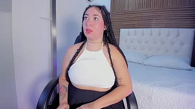 lalabunny  online show from March 24, 2026, 5:23 am