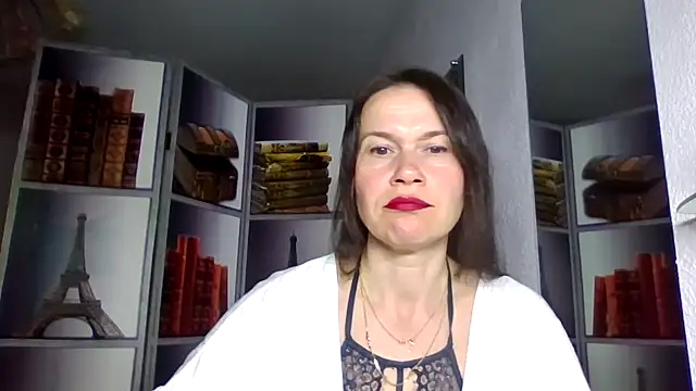Selena Moo online show from March 31, 2026, 8:04 am