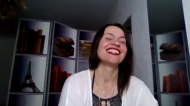 Selena Moo online show from April 10, 2026, 8:30 am