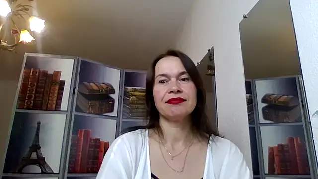 Selena Moo online show from April 30, 2026, 8:09 am