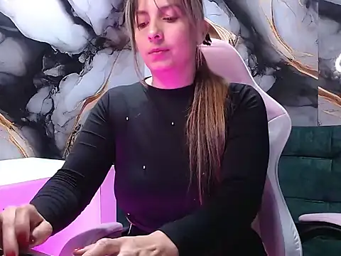 HELLEN MARK online show from March 23, 2026, 11:03 am