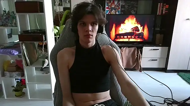 Lucius Mo online show from April 3, 2026, 1:53 pm