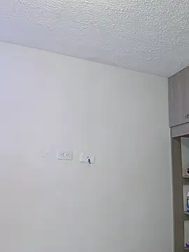 zyra vex online show from May 17, 2026, 1:58 am