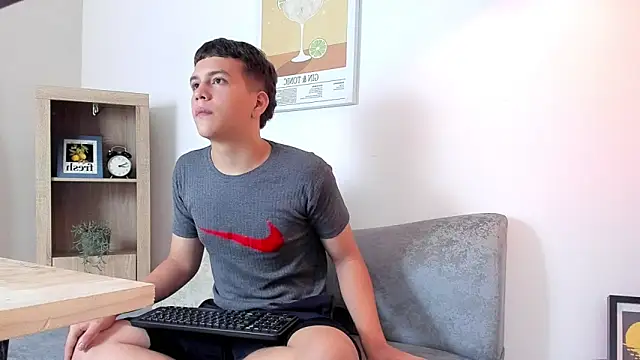 Snapshot of dennis_hills chatting on March 21, 2026, 12:54 pm dennis hills online show from March 21, 2026, 12:54 pm