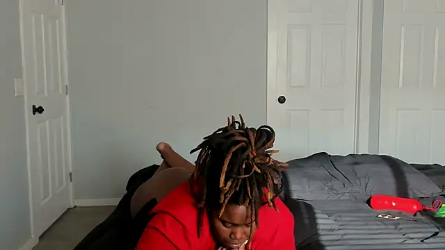 locsofchocolate online show from April 25, 2026, 12:02 am