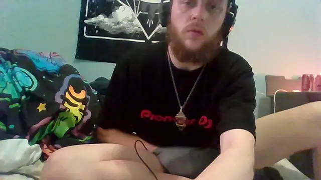 alejandro69420 online show from June 18, 2026, 5:06 pm
