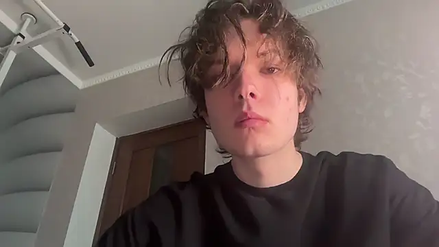 tomasdickpick online show from April 25, 2026, 8:39 am