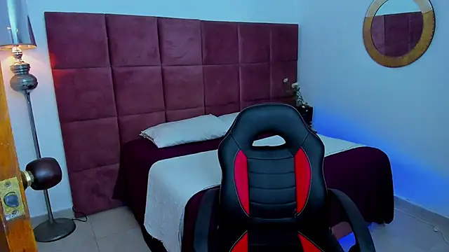 LORD HERAKLES online show from March 25, 2026, 5:57 am