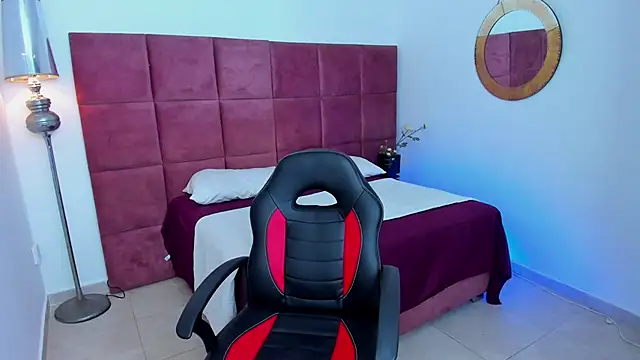 LORD HERAKLES online show from March 26, 2026, 5:35 am