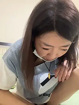 lululove66 online show from March 28, 2026, 7:19 am