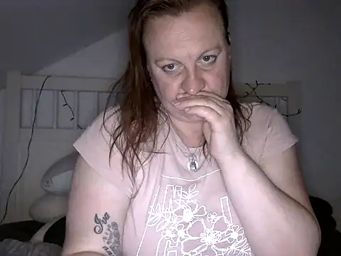 HotPussy785 online show from May 10, 2026, 8:25 pm