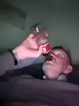 Snapshot of Notiesfuk chatting on April 11, 2026, 9:08 pm Notiesfuk online show from April 11, 2026, 9:08 pm