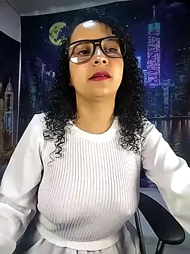 Snapshot of Sofia_Alane chatting on April 4, 2026, 9:18 am Sofia Alane online show from April 4, 2026, 9:18 am