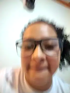Snapshot of Sofia_Alane chatting on April 5, 2026, 11:13 pm Sofia Alane online show from April 5, 2026, 11:13 pm