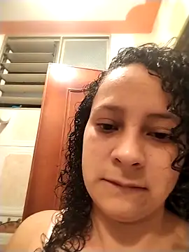 Snapshot of Sofia_Alane chatting on April 12, 2026, 9:03 am Sofia Alane online show from April 12, 2026, 9:03 am
