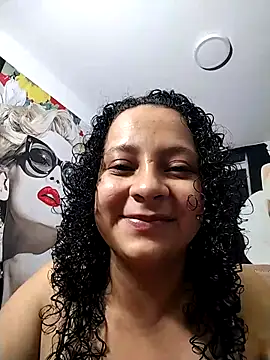 Snapshot of Sofia_Alane chatting on April 16, 2026, 9:10 am Sofia Alane online show from April 16, 2026, 9:10 am