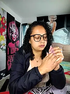 Snapshot of Sofia_Alane chatting on April 23, 2026, 12:29 pm Sofia Alane online show from April 23, 2026, 12:29 pm