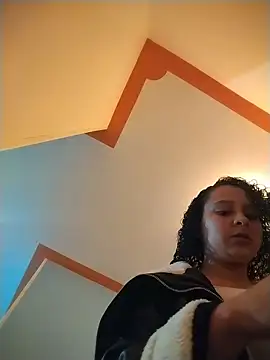 Snapshot of Sofia_Alane chatting on May 15, 2026, 9:27 am Sofia Alane online show from May 15, 2026, 9:27 am