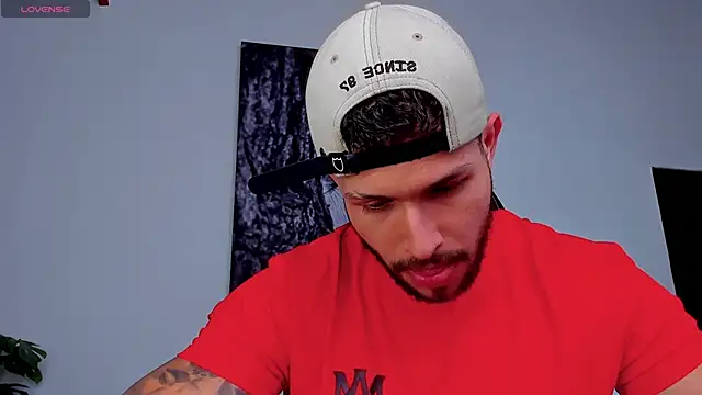 Santos ramirez1 online show from June 9, 2026, 1:34 pm