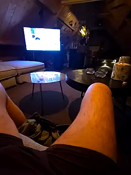 Snapshot of DunWizzard chatting on March 22, 2026, 10:35 pm DunWizzard online show from March 22, 2026, 10:35 pm