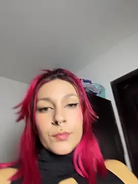 Snapshot of Amelie-RedHoney chatting on June 4, 2026, 10:05 pm Amelie-RedHoney online show from June 4, 2026, 10:05 pm