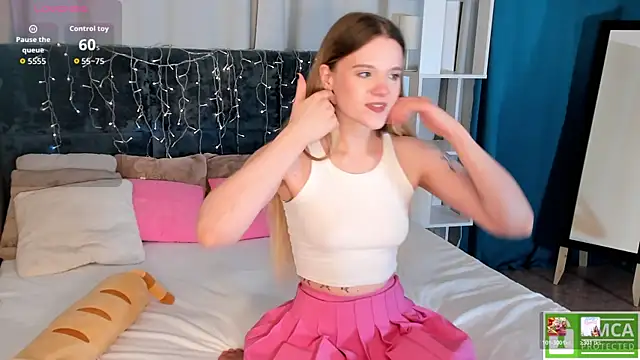 Emma peach online show from March 31, 2026, 9:53 am