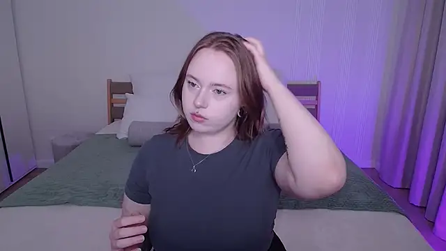 SelenaLily online show from March 24, 2026, 3:39 pm