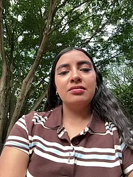 HaileyBiieber online show from April 12, 2026, 10:26 pm