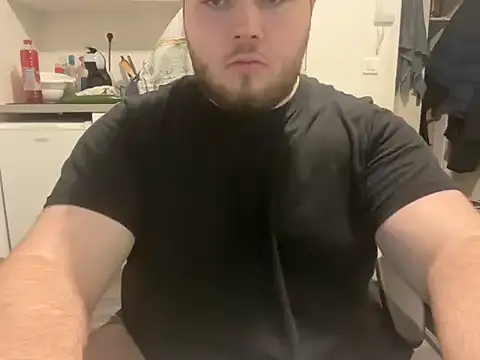 leowhitecock01 online show from March 22, 2026, 7:06 pm